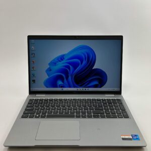 Dell Latitude 5521 | 15 Inch | i7-11850H | Nvidia MX450 | 16GB RAM | 1500GB Opslag