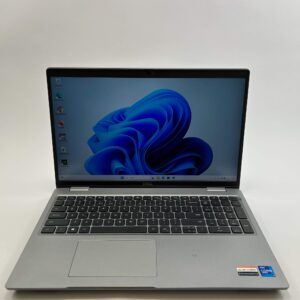 Dell Latitude 5521 | 15 Inch | i7-11850H | Nvidia MX450 | 16GB RAM | 1500GB Opslag |