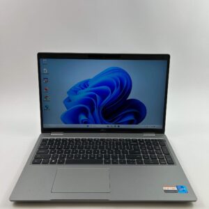 Dell Latitude 5520 | 15 Inch | Core i5-1145G7 | 32GB RAM | 512GB SSD | Nieuwe Accu
