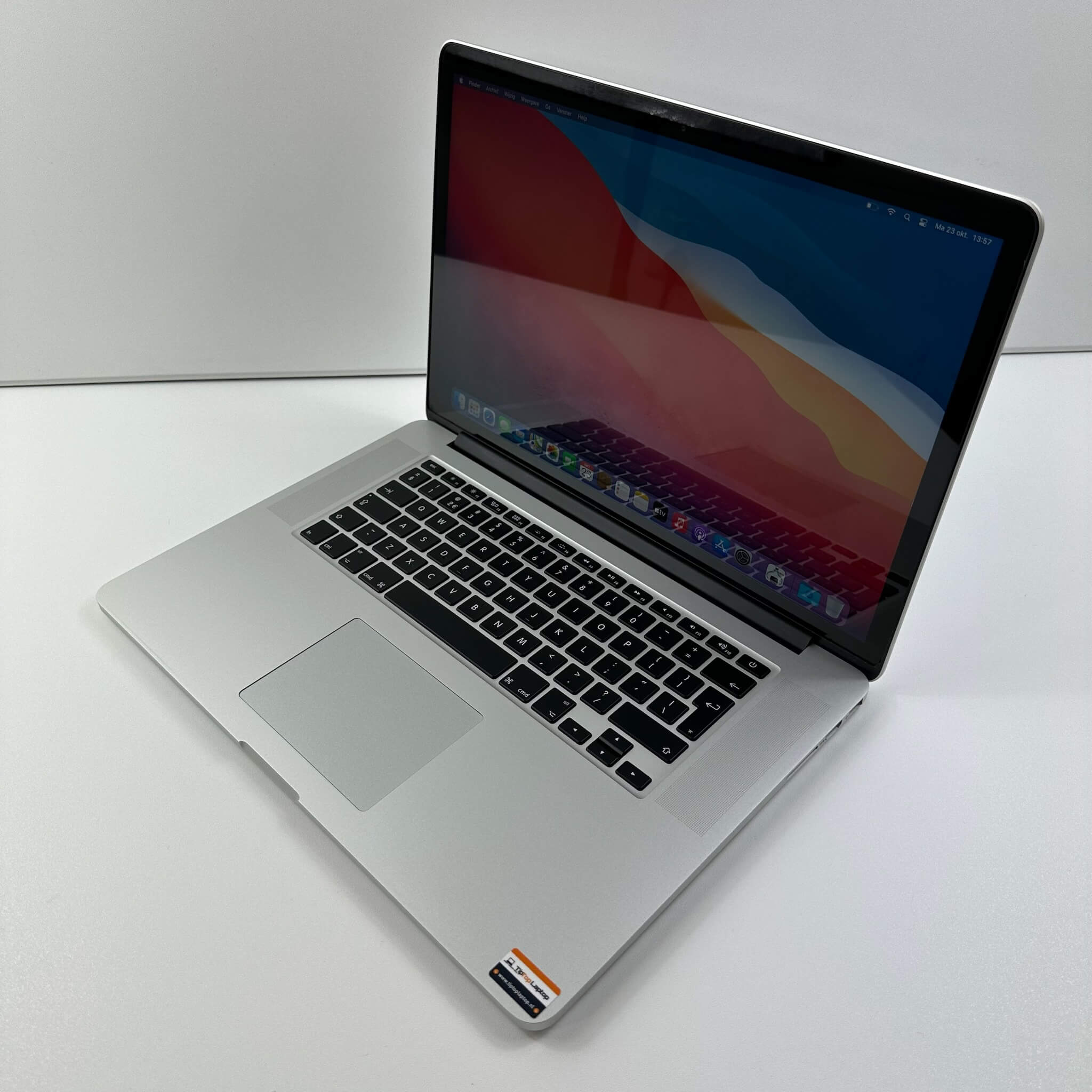 Apple refurbished macbook deals pro